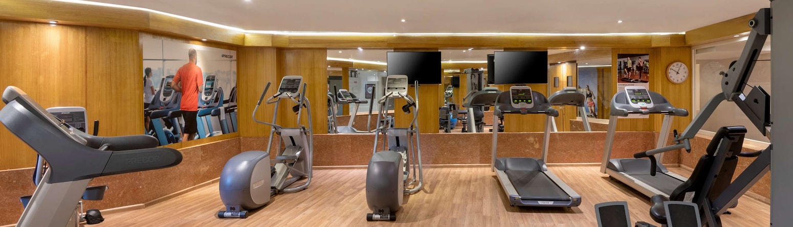 Radisson Hotel Salem - Gym