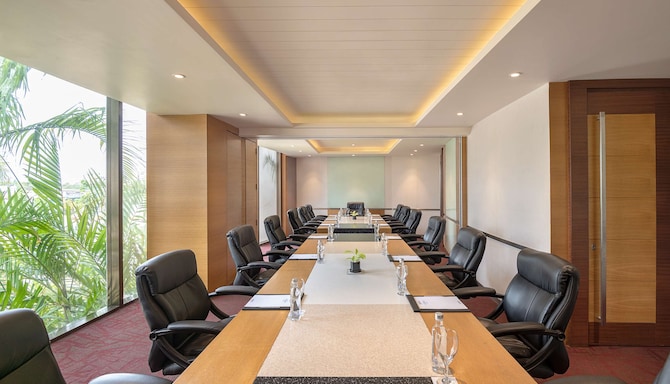 Boardroom 1