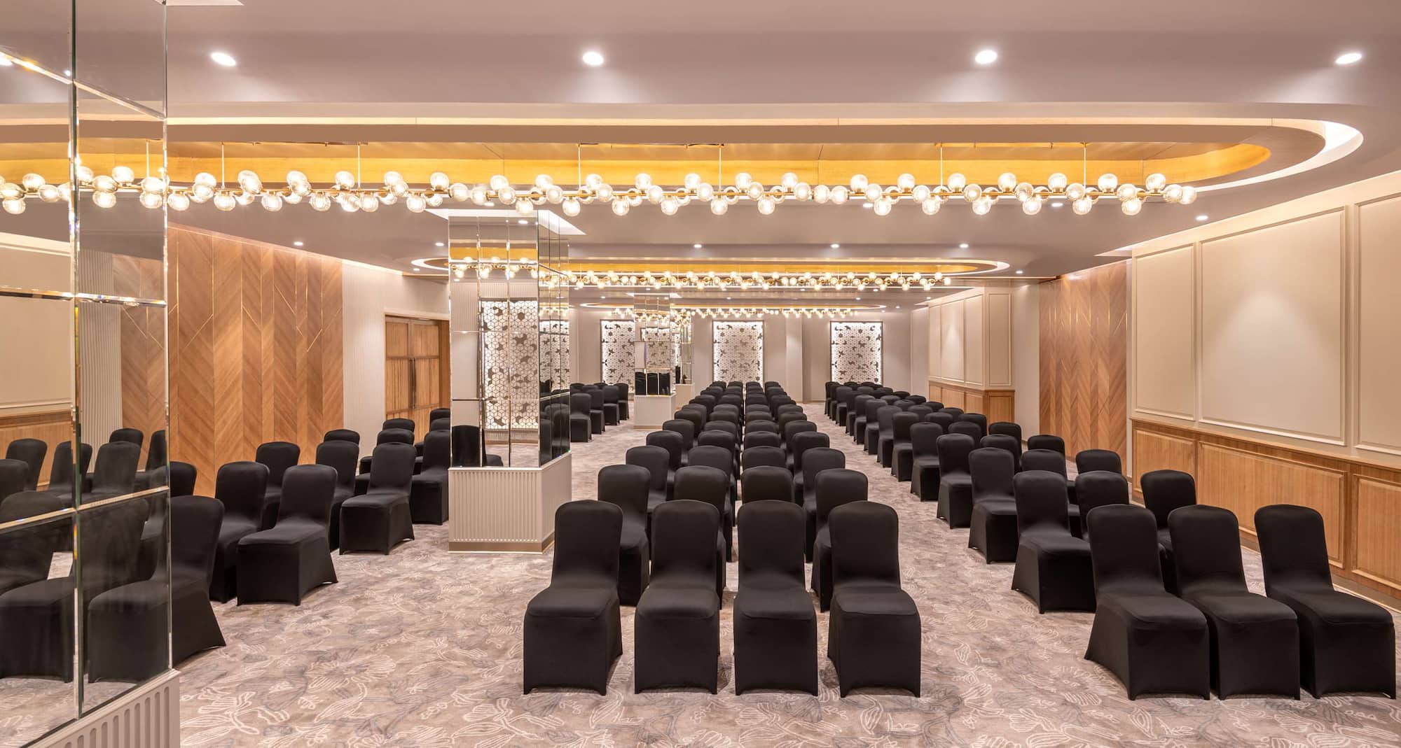 Radisson Hotel Sector 29 Gurugram - Crysal Ballroom