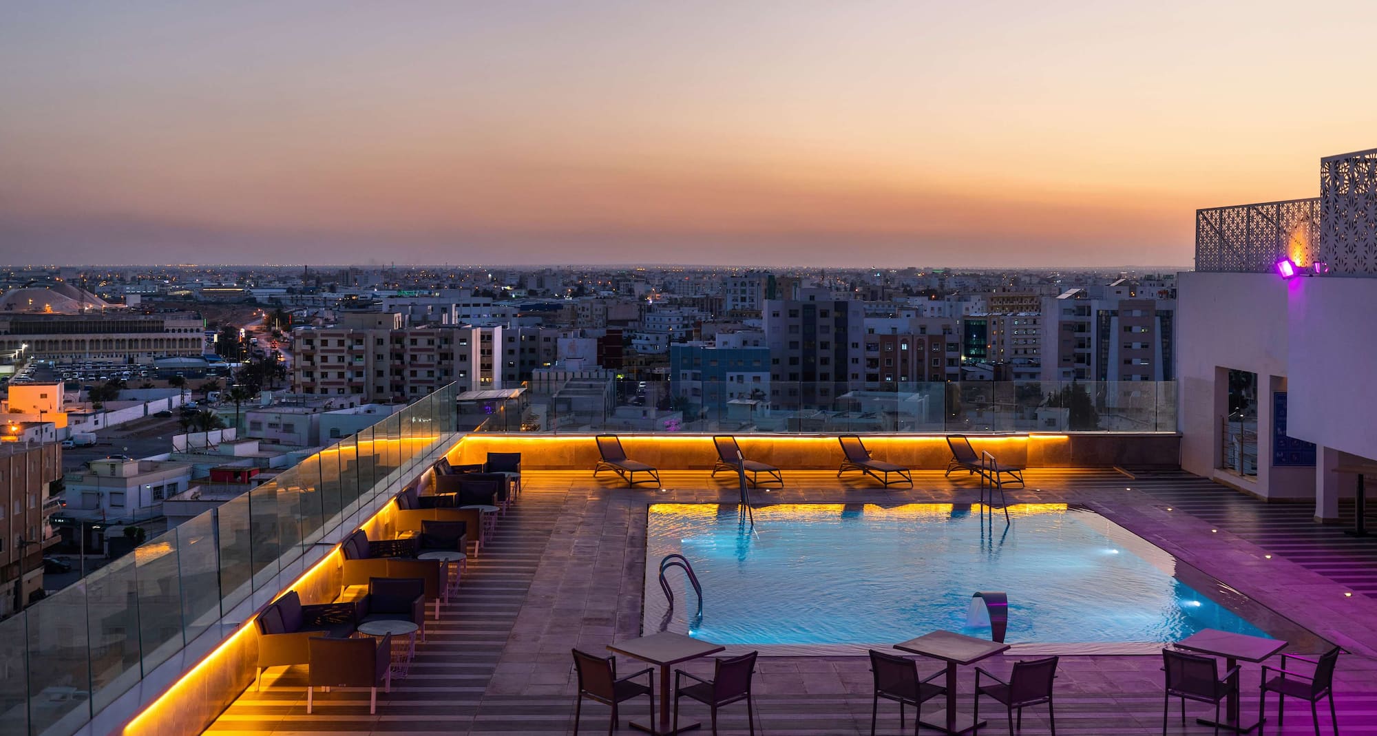 Radisson Hotel Sfax - Rooftop pool