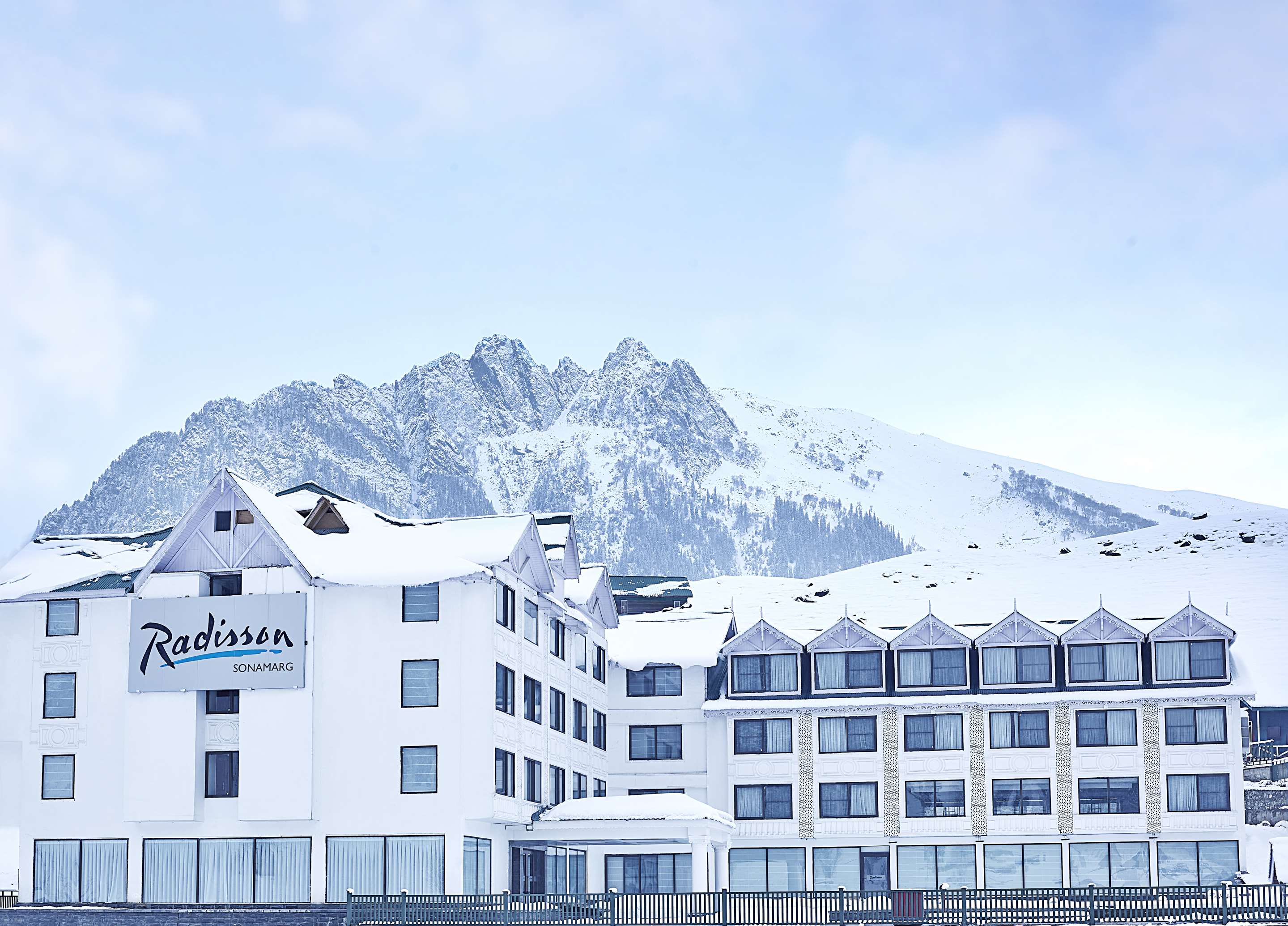Radisson Hotel Sonamarg - Exterior