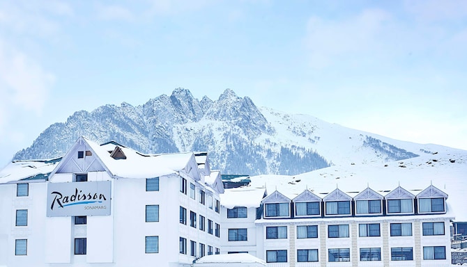 Radisson Hotel Sonamarg - Exterior