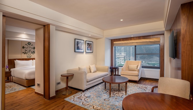 Radisson Hotel Sonamarg - Executive Suite