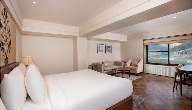 Radisson Hotel Sonamarg - Junior Suite