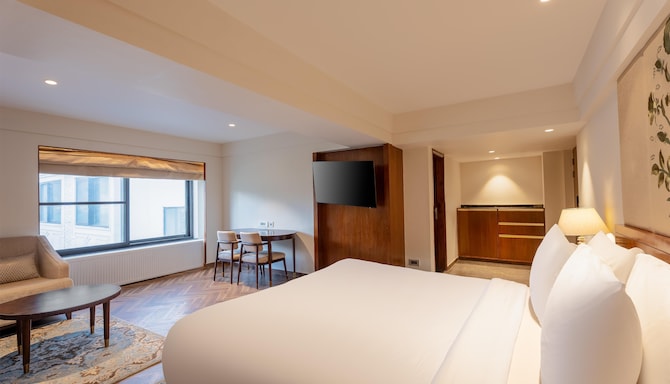 Radisson Hotel Sonamarg - Junior Suite