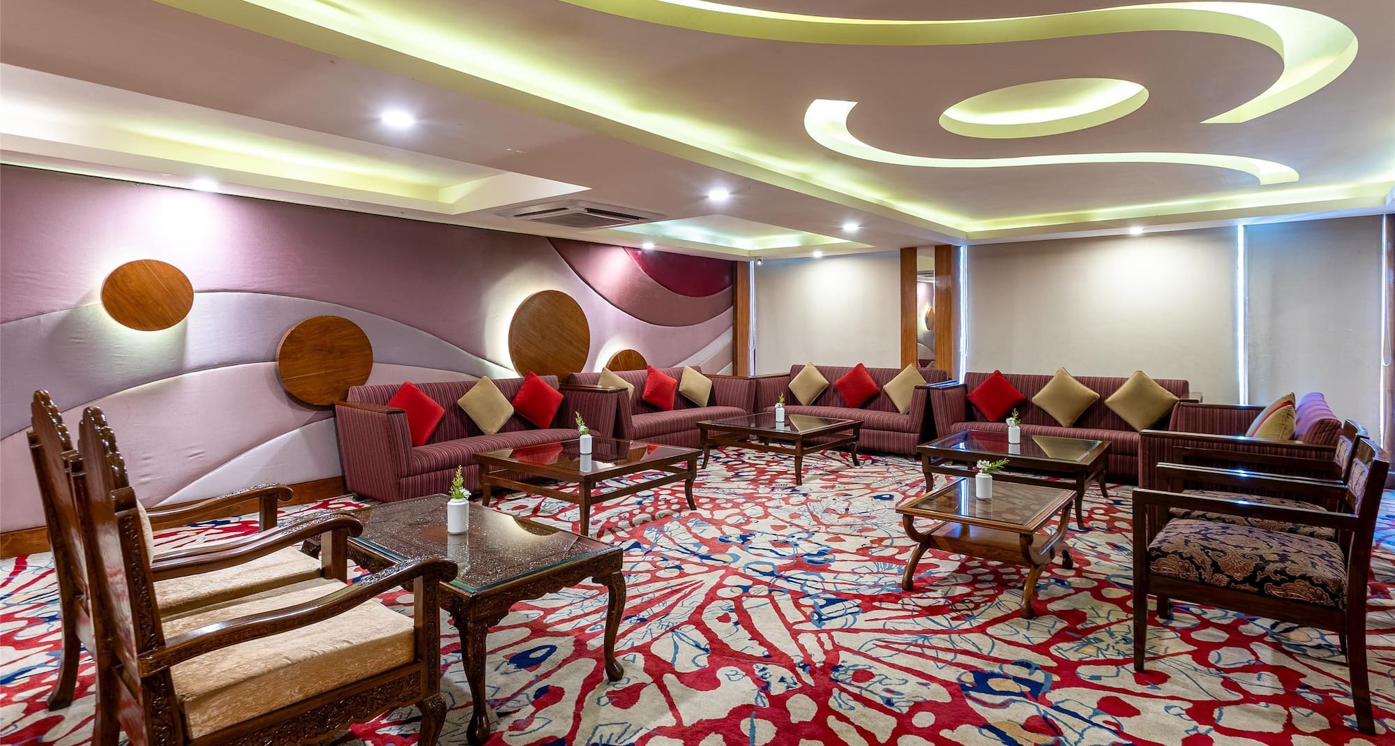 Radisson Hotel Srinagar - Daffodil Metting Room