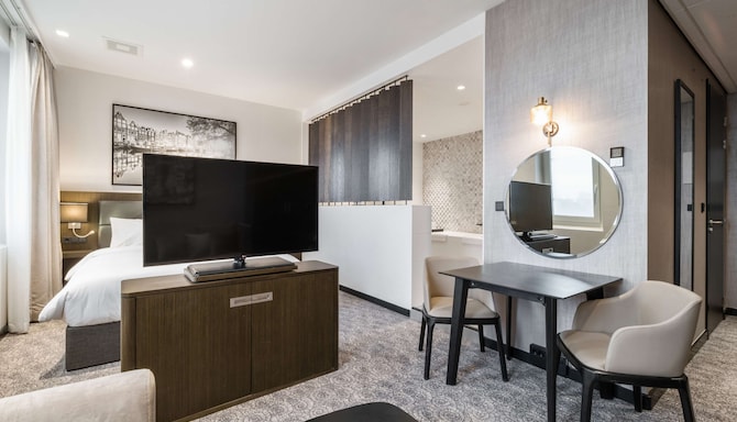 Radisson Hotel & Suites Amsterdam South - Premium Room