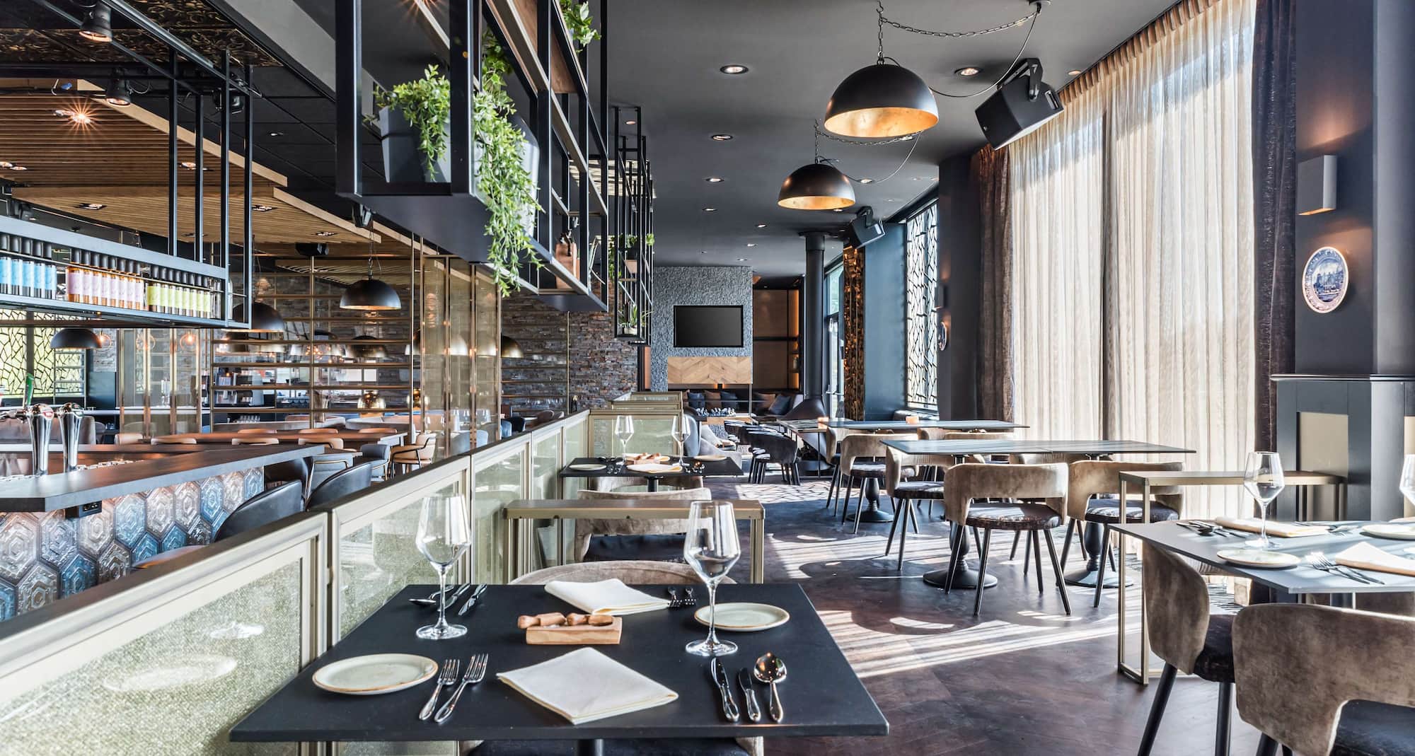 Radisson Hotel &amp; Suites Amsterdam South - Main restaurant