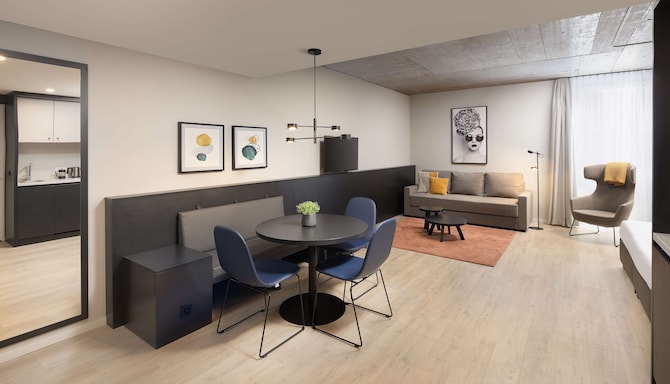 Radisson Hotel & Suites Zurich - Suite