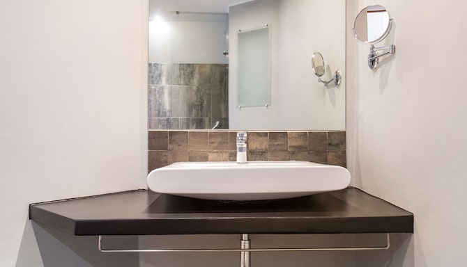 Radisson Hotel Tamboho Waterfront Antananarivo - Гостевая комната с ванной