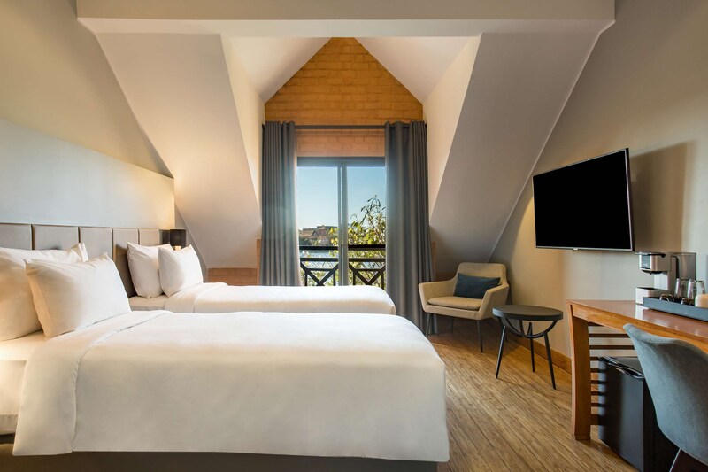 Radisson Hotel Antananarivo Waterfront - Premium Room twin beds