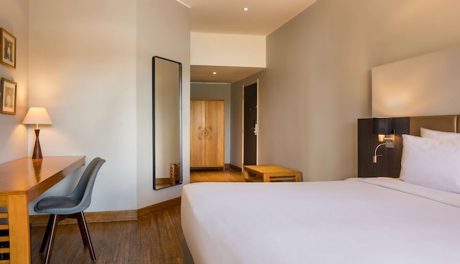 Radisson Hotel Tamboho Waterfront Antananarivo - Premium Room