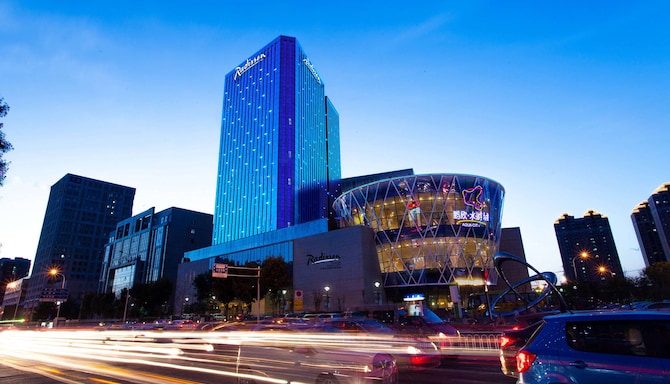 天津水游城丽筠酒店 - 夜间外观