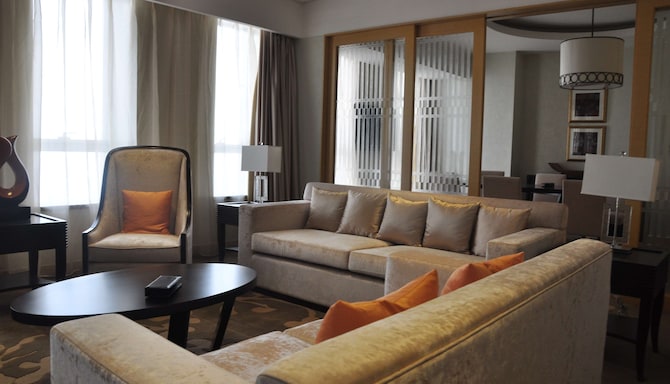 Radisson Hotel Tianjin Aqua City - Presidential Suite