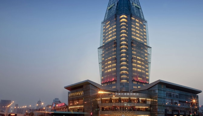 Radisson Hotel Tianjin - Exterior