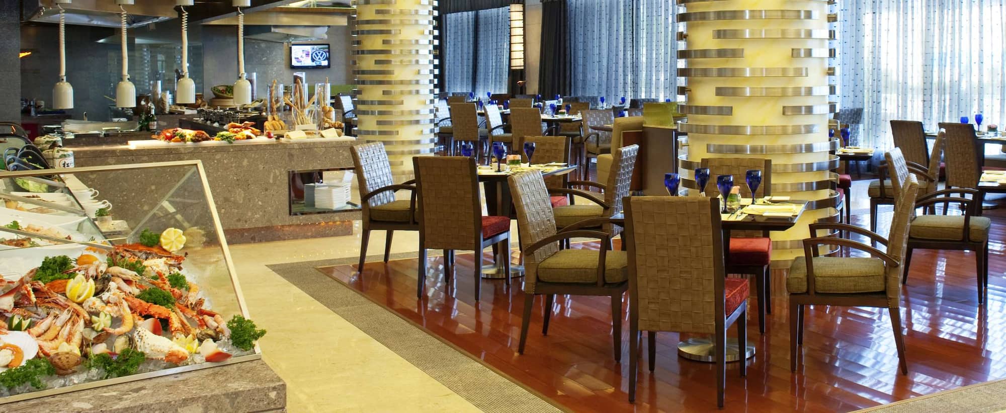 Radisson Tianjin - Cafe@66
