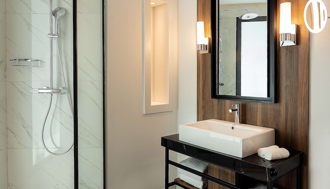 Radisson Hotel Tunis City Center - حمام الجناح
