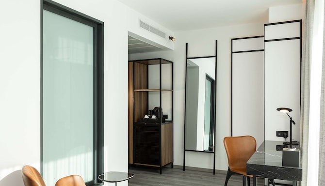 Radisson Hotel Tunis City Center - جناح