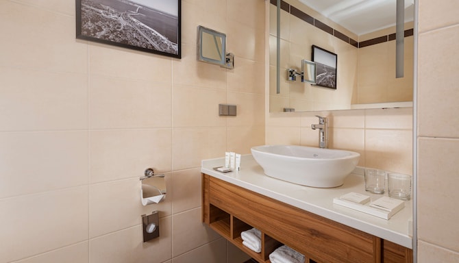 Radisson Hotel Ulyanovsk - Гостевая комната с ванной