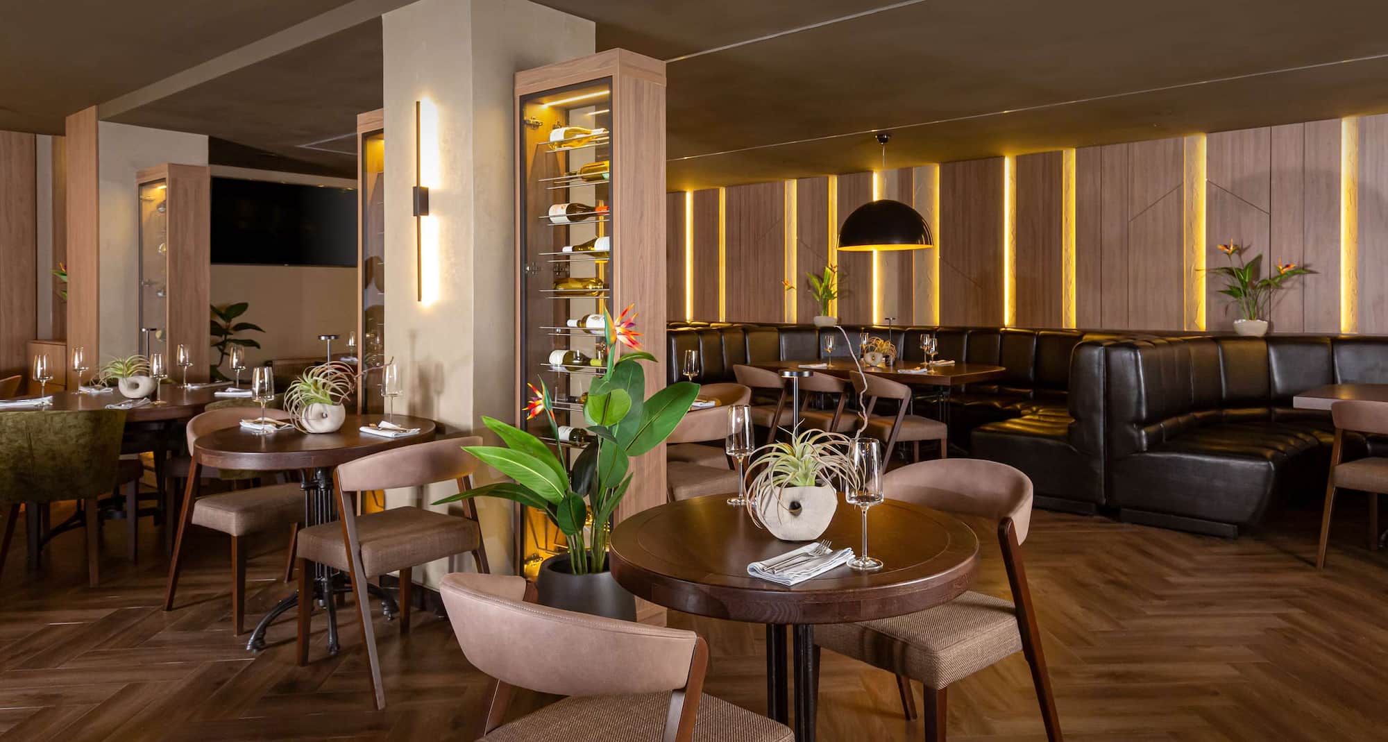 Radisson Hotel Ulyanovsk - Restaurant interior