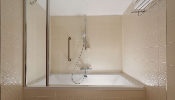 Radisson Hotel Ulyanovsk - Люкс ванна