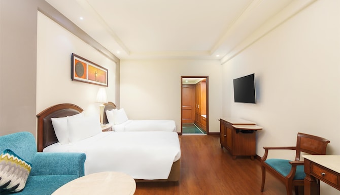 Radisson Hotel Varanasi - Superior Twin Bedroom