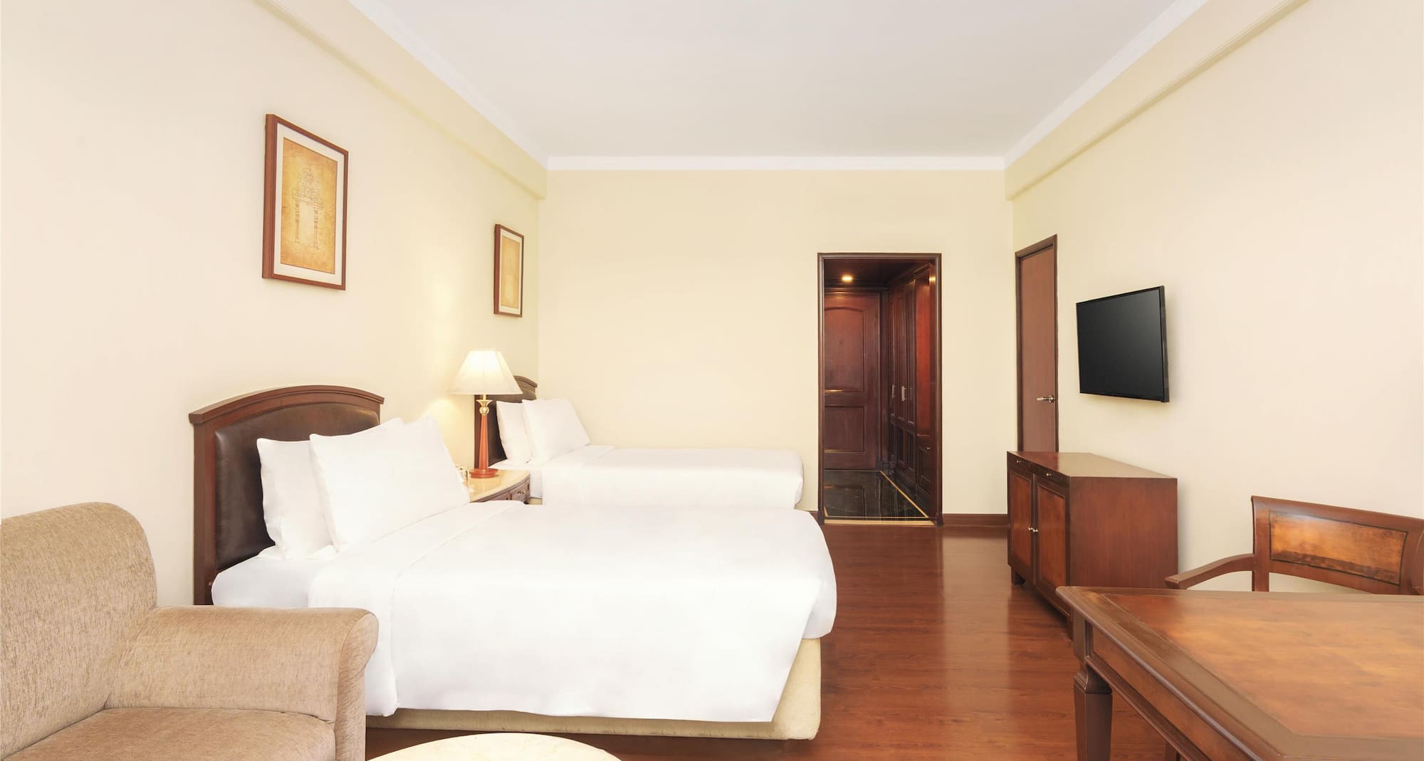 Radisson Hotel Varanasi - Business Twin Bedroom
