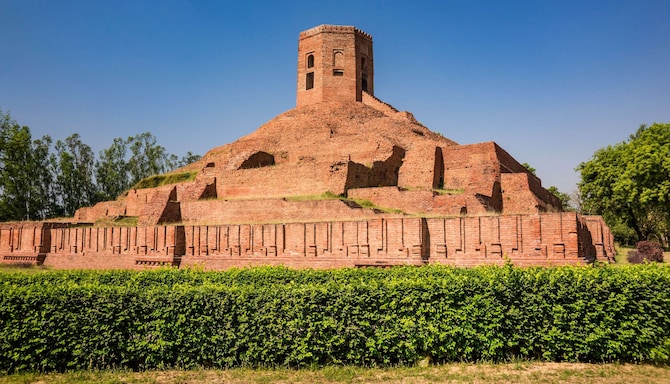 Radisson Hotel Varanasi - Buddhist Stupa Sarnath
