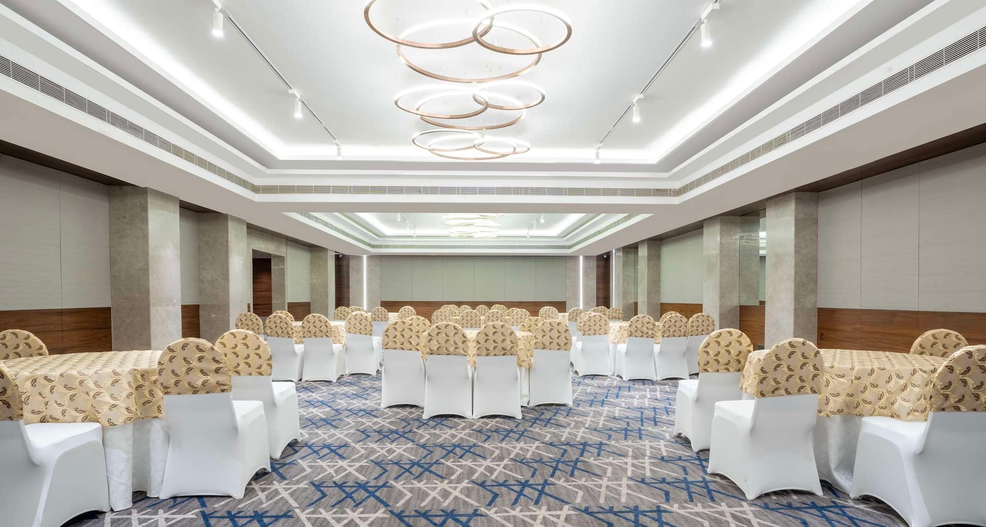 Radisson Hotel Vrindavan - Mayura Pillarless Hall Basement