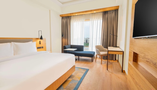 Radisson Hotel Vrindavan - Superior Room