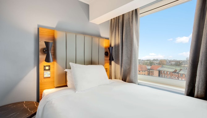 Radisson Hotel York - Individual Room