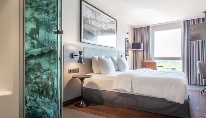 Radisson Hotel Zurich Airport - Guest room