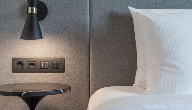 Radisson Hotel Zurich Airport - Bed detail