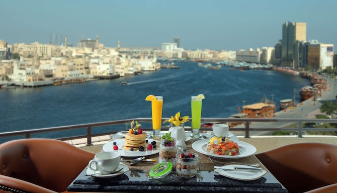 Radisson Hotels - Balcony Breakfast