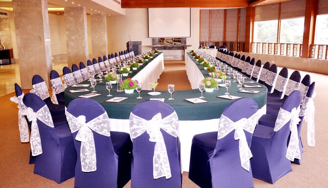 Radisson Jass Shimla - Good Wood Hall
