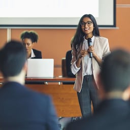 Radisson Meetings - Conference with a microphone