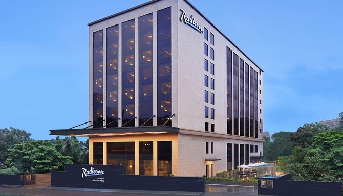 Radisson Mumbai Andheri MIDC - Hotel Exterior