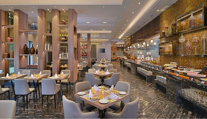 Radisson Mumbai Andheri MIDC - Gallery Cafe - All-day Dining