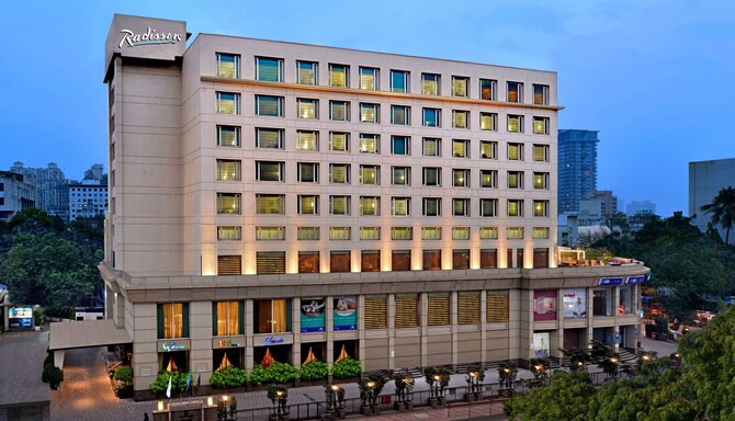 Radisson Mumbai Goregaon - Hotel Exterior