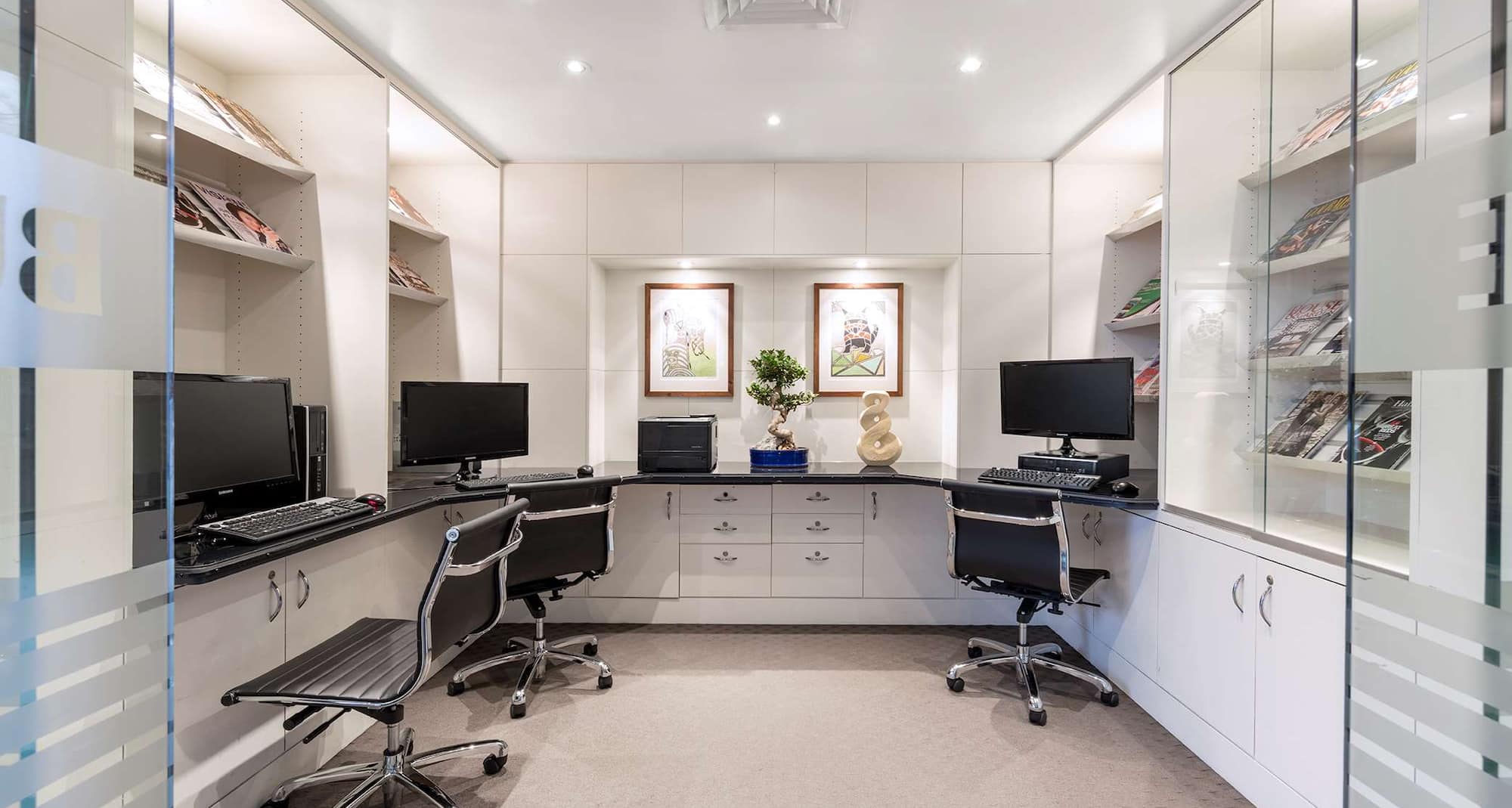 Radisson on Flagstaff Gardens Melbourne - Business Center