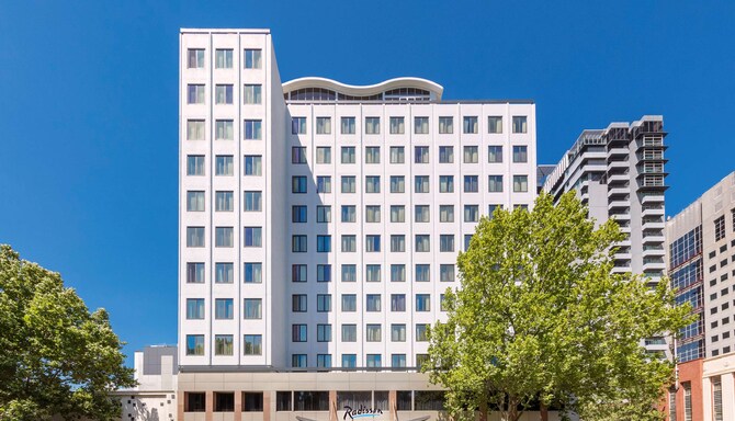 Radisson on Flagstaff Gardens Melbourne - Exterior