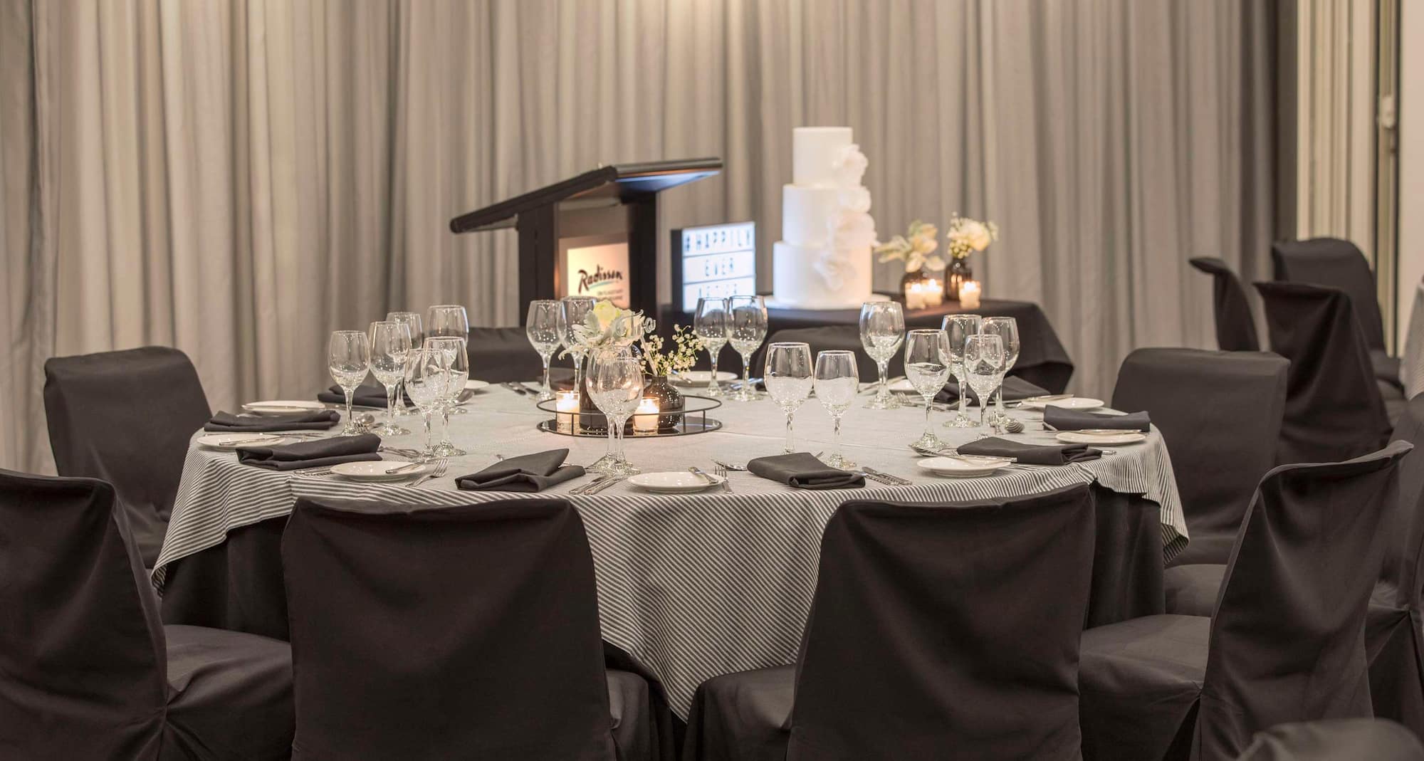 Radisson on Flagstaff Gardens Melbourne - Social Event Set Up