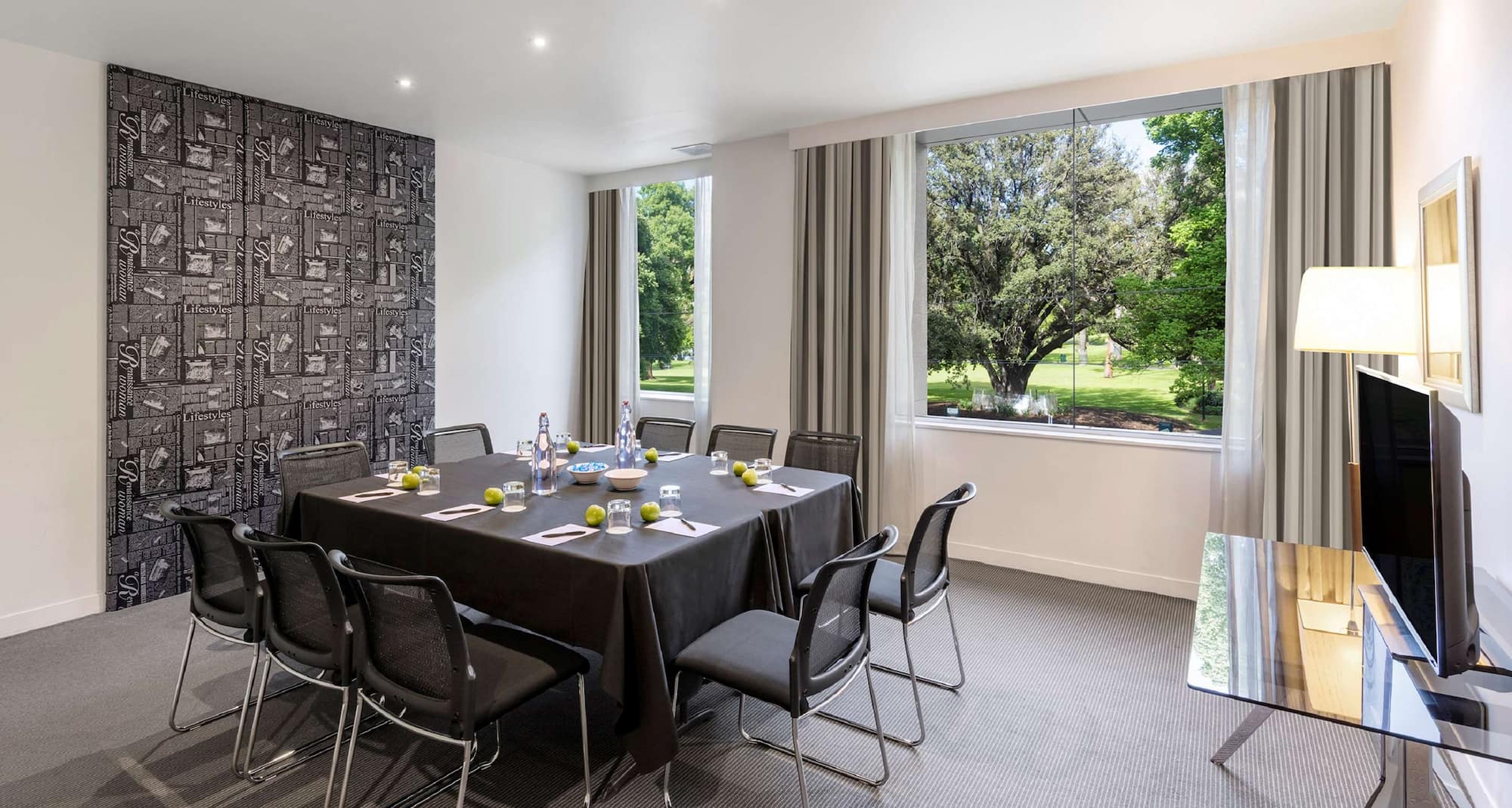 Radisson on Flagstaff Gardens Melbourne - Parkview Meeting Room