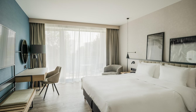 Radisson - property stock images - Superior Room
