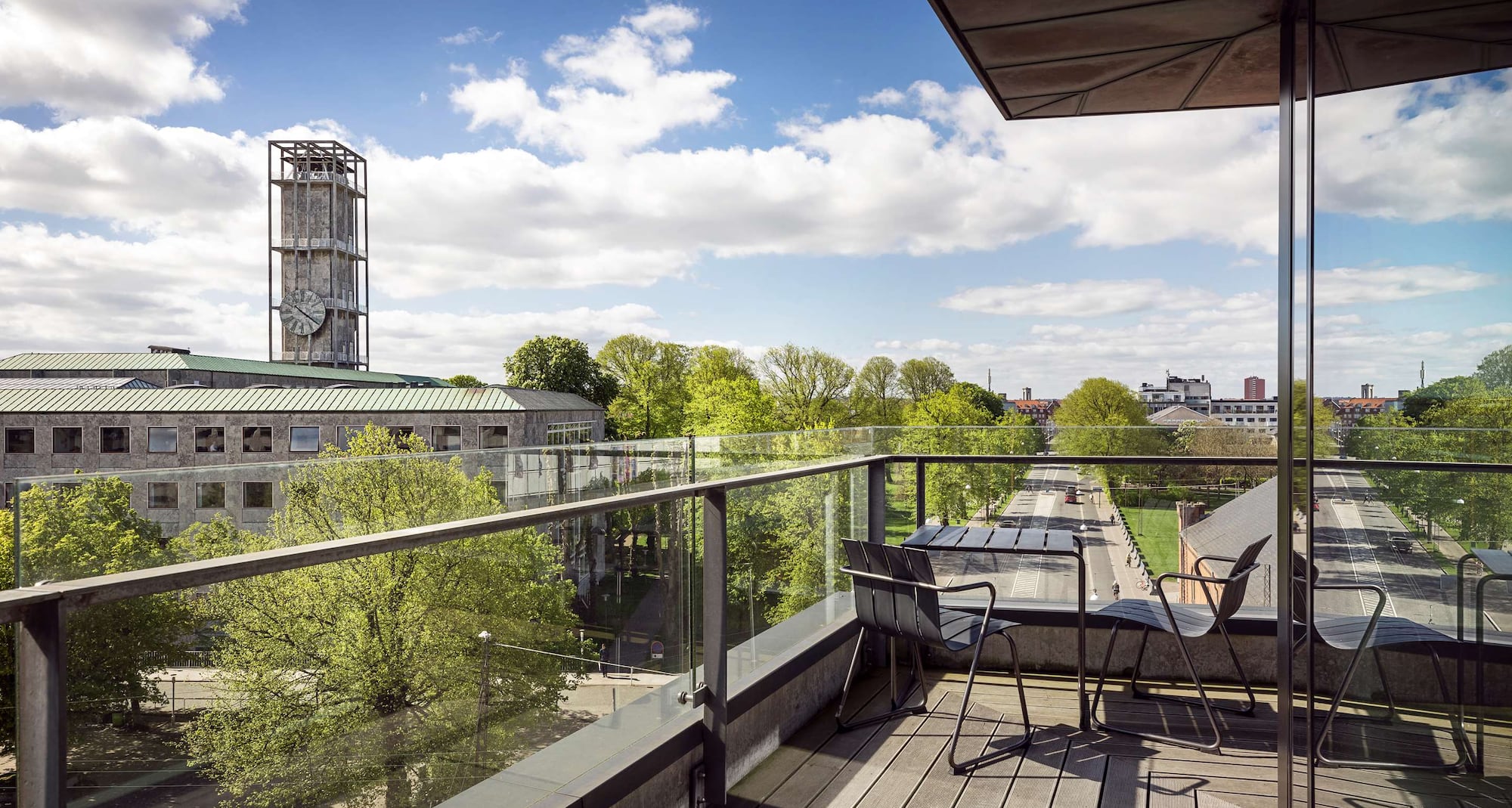 Radisson RED Aarhus - Superior Room - City View and Balcony