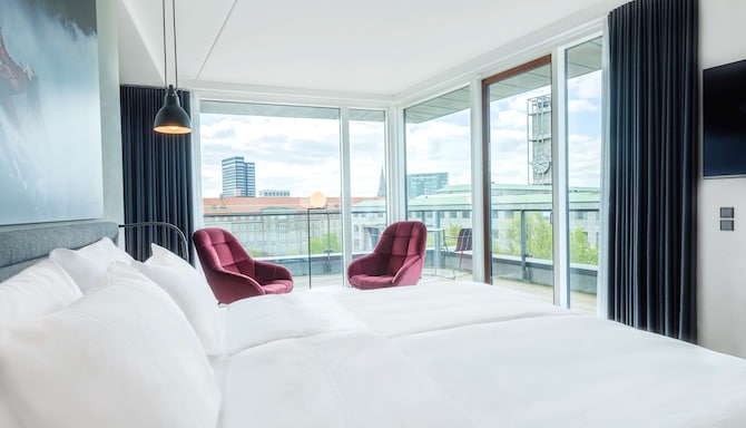 Radisson RED Aarhus - Superior Room with balcony