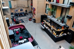 Radisson RED Aarhus - Atrium Bar