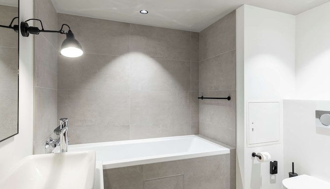 Radisson RED Aarhus - Suite bathroom