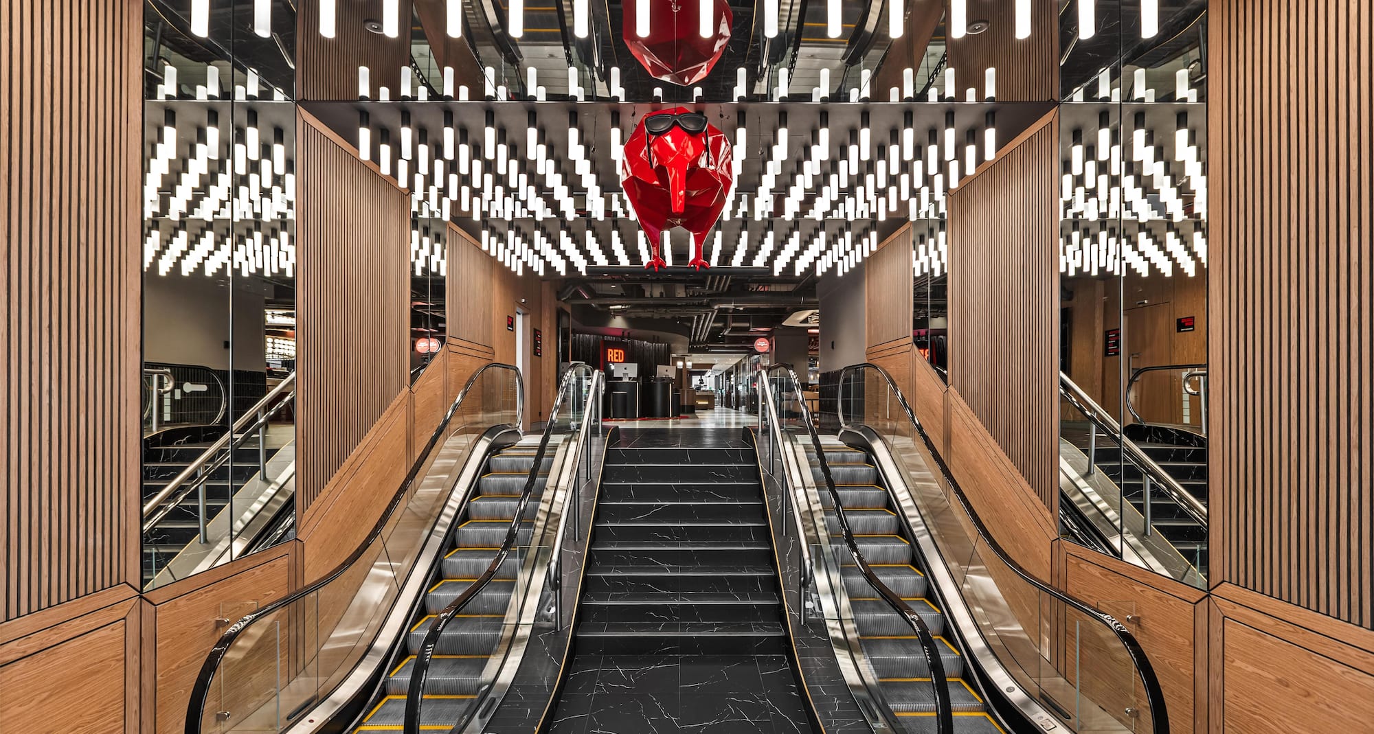 Radisson RED Auckland - Entrance