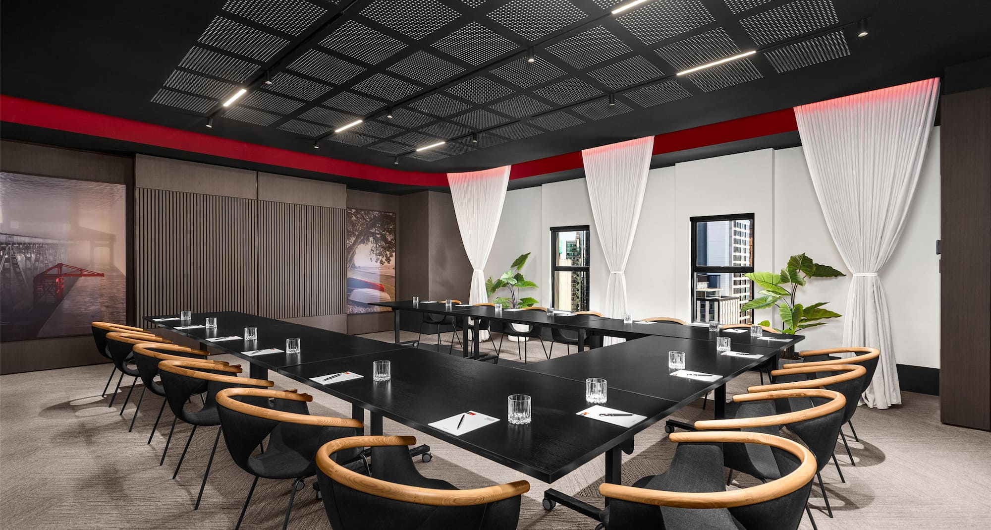 Radisson RED Auckland - U Shape Meeting Room
